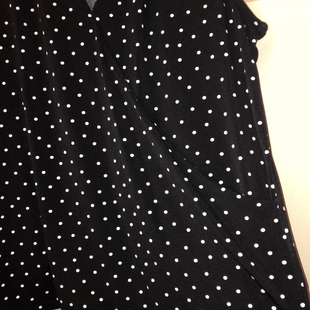 V-neck top - Picture 3 of 4